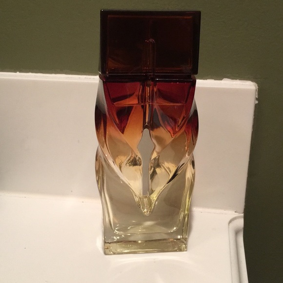 louboutin perfume bikini questa sera